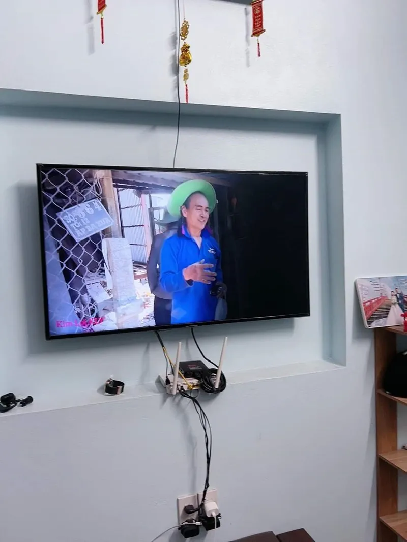 Thay màn hình tivi Sony 32 inch giá bao nhiêu