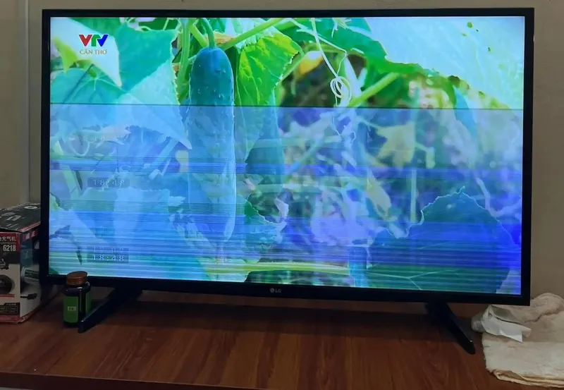 Thumbnail Vì sao tivi bị sọc ngang? Những cách khắc phục hiệu quả nhất