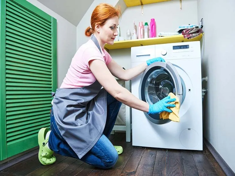 cách vệ sinh máy giặt cửa ngang​